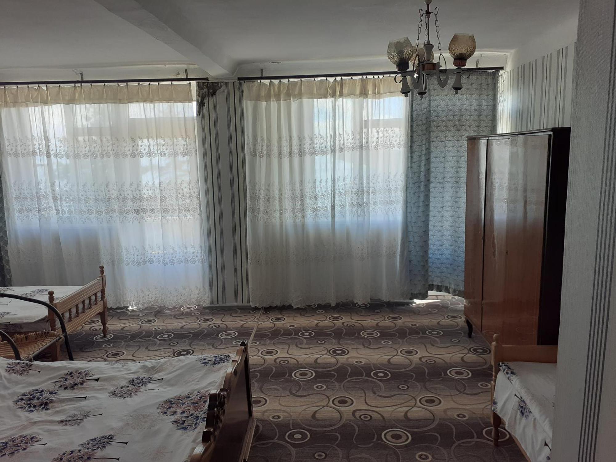 Sevan Writers House Rum bild